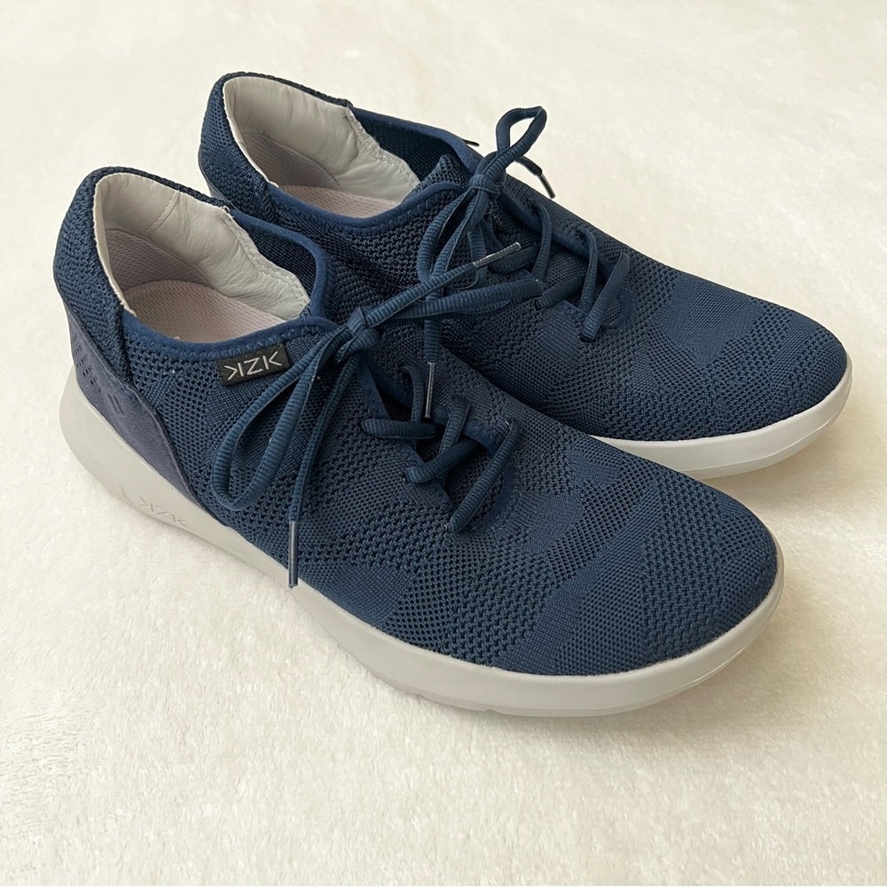 Kizik Mens Madrid Eco Knit Athletic Shoes